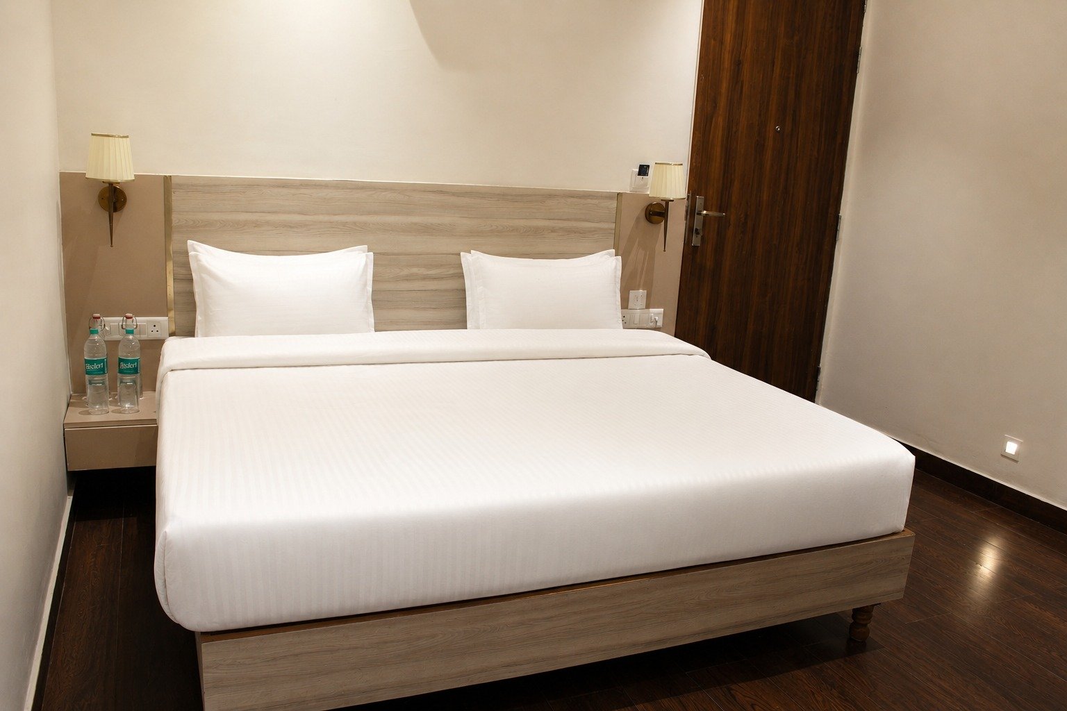 Room bed